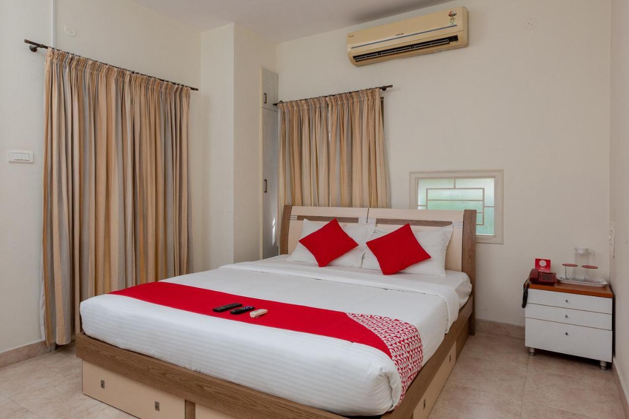 Oyo 23202 Cute Orange Service Apartments شيناي المظهر الخارجي الصورة