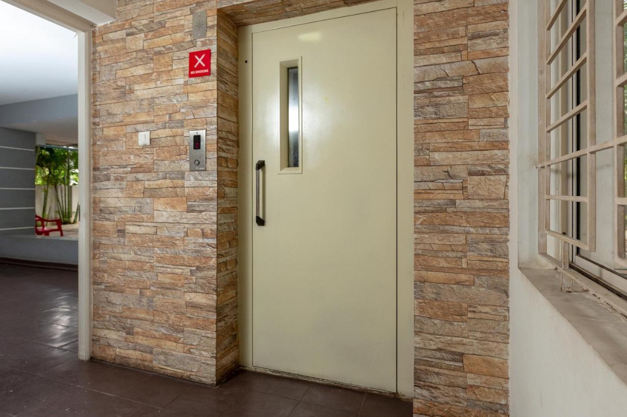 Oyo 23202 Cute Orange Service Apartments شيناي المظهر الخارجي الصورة