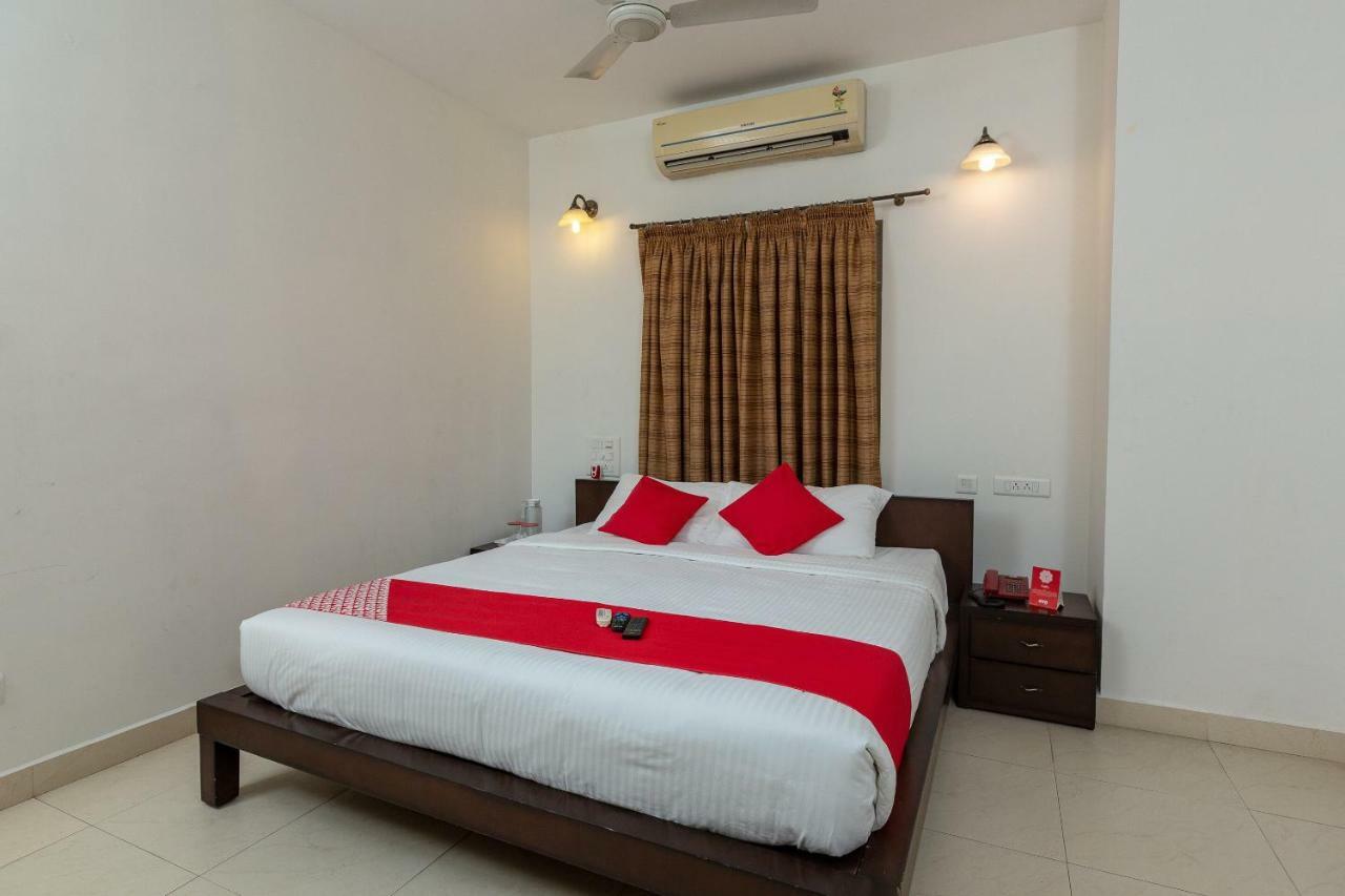 Oyo 23202 Cute Orange Service Apartments شيناي المظهر الخارجي الصورة